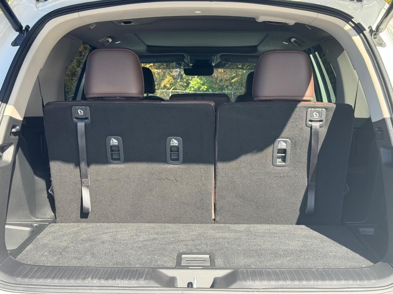 Honda Pilot Vehicle Full-screen Gallery Image 04