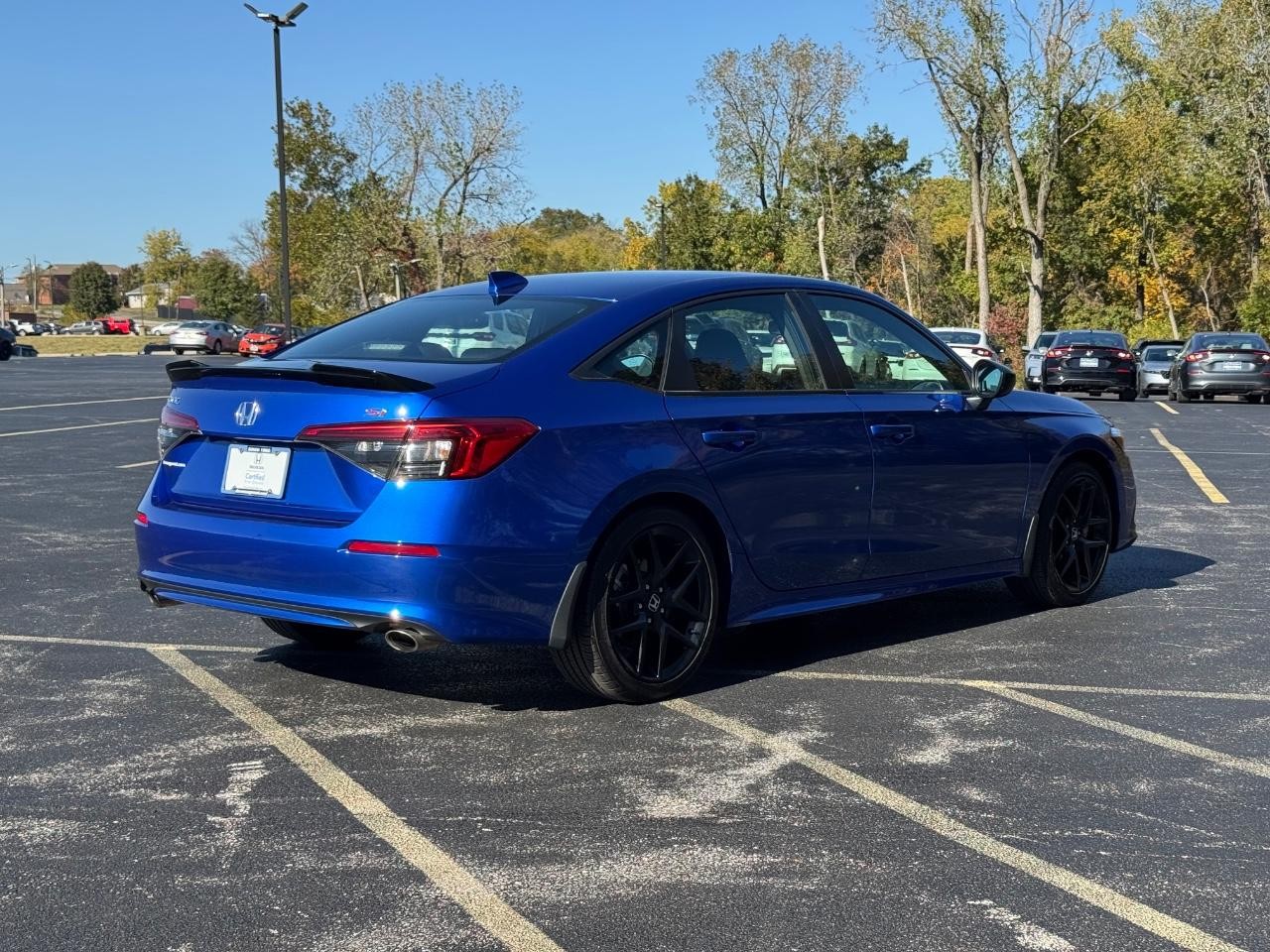 Honda Civic Si Vehicle Full-screen Gallery Image 03