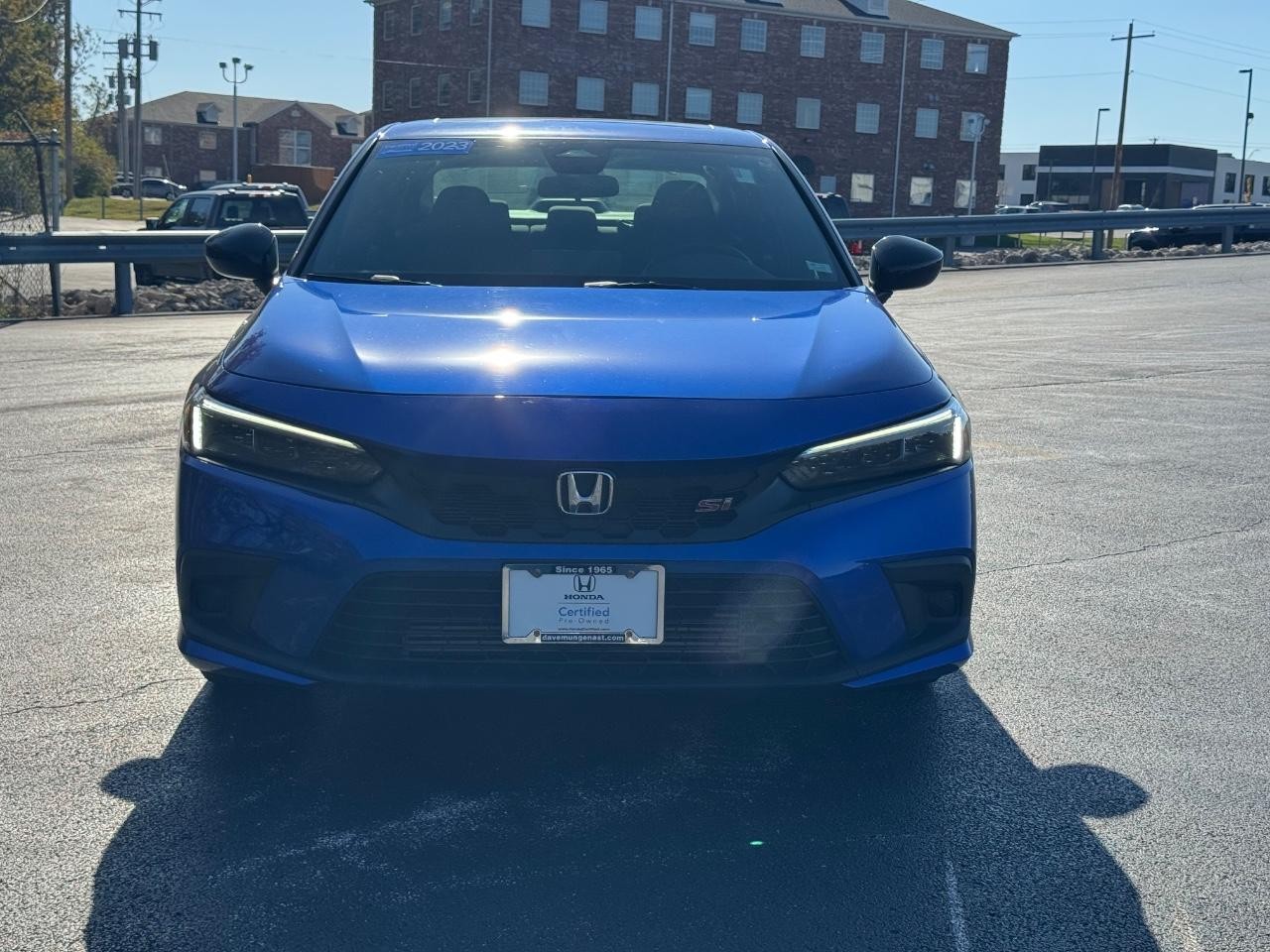 Honda Civic Si Vehicle Full-screen Gallery Image 09