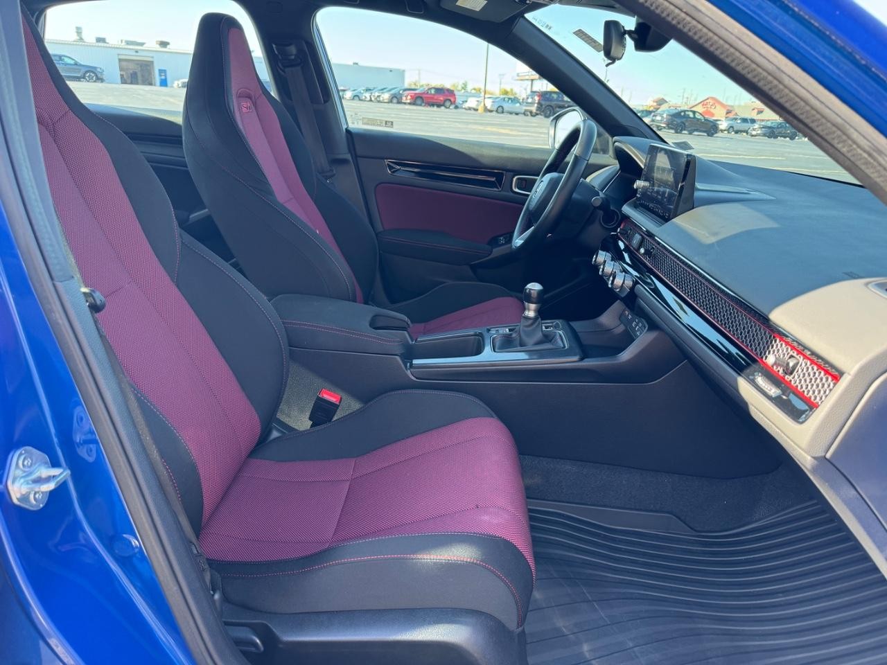 Honda Civic Si Vehicle Full-screen Gallery Image 16