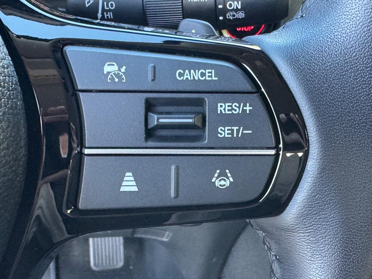 Honda Pilot Vehicle Full-screen Gallery Image 22