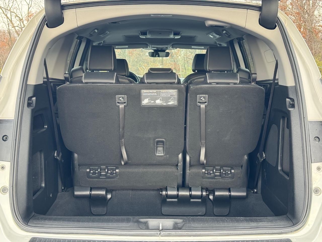 Honda Odyssey Vehicle Full-screen Gallery Image 04