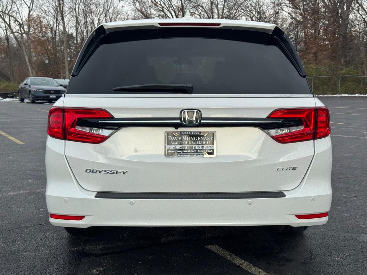 Honda Odyssey Vehicle Full-screen Gallery Image 05