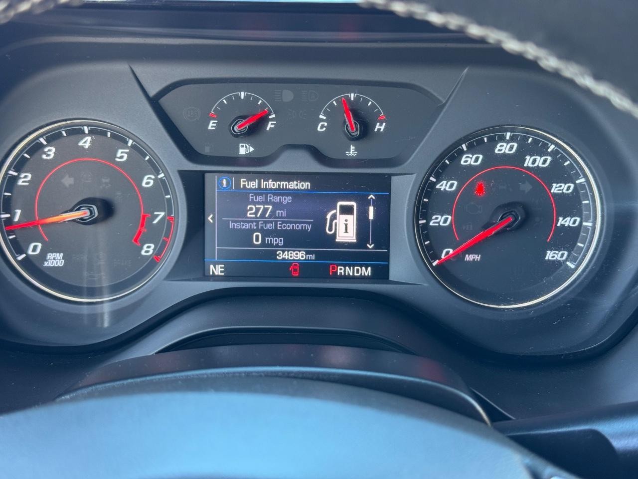 Chevrolet Camaro Vehicle Full-screen Gallery Image 18