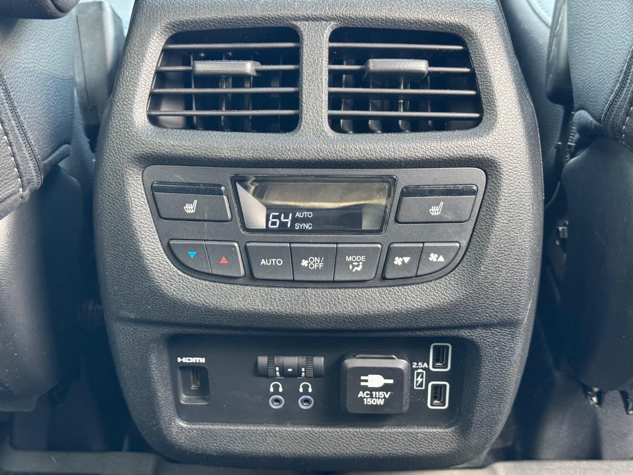 Honda Pilot Vehicle Full-screen Gallery Image 17