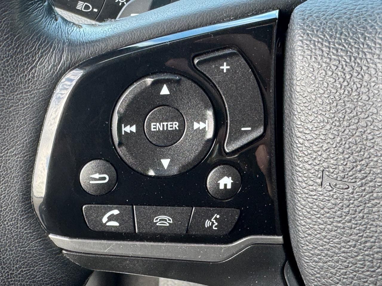 Honda Pilot Vehicle Full-screen Gallery Image 23