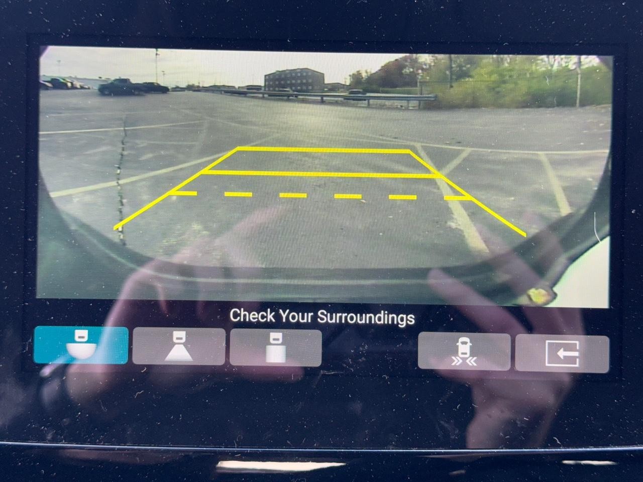 Honda Pilot Vehicle Full-screen Gallery Image 26