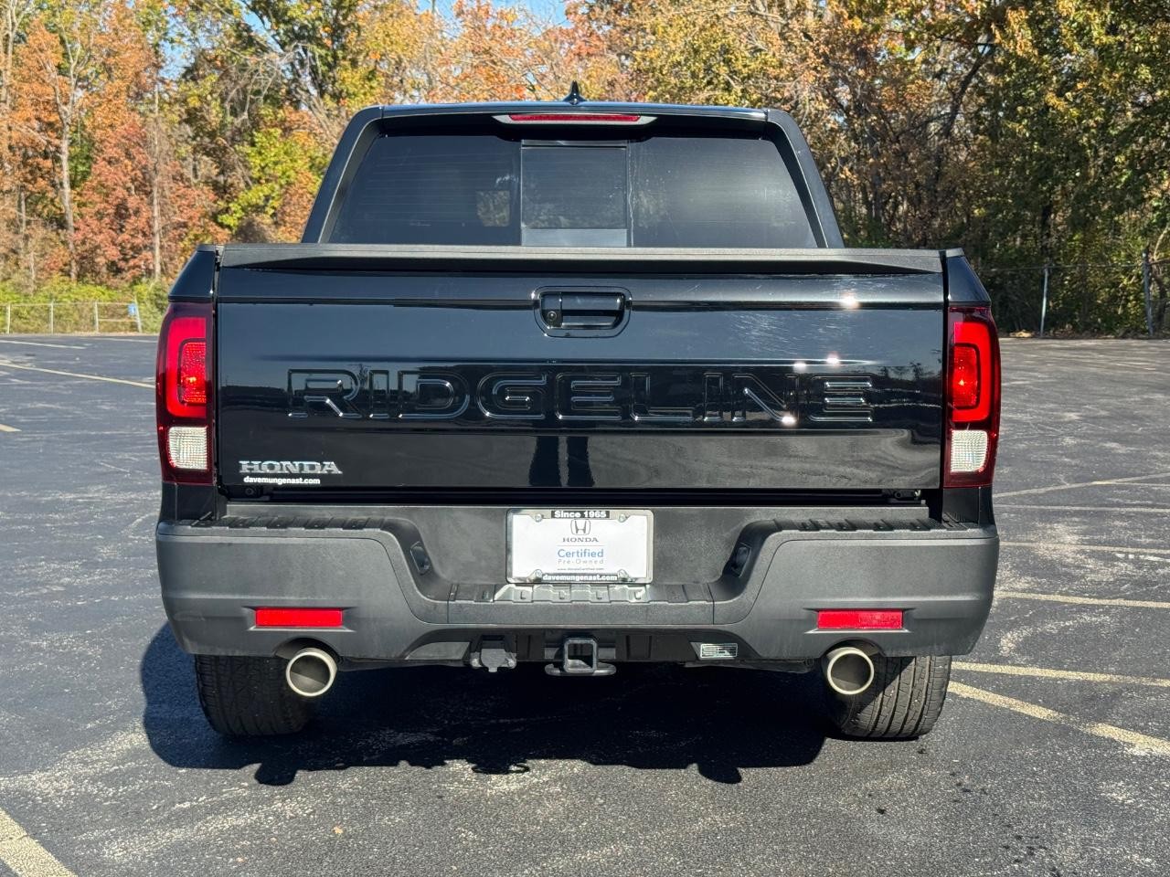 Honda Ridgeline Vehicle Full-screen Gallery Image 05