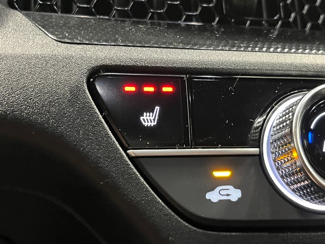 Honda CR-V Hybrid Vehicle Full-screen Gallery Image 21