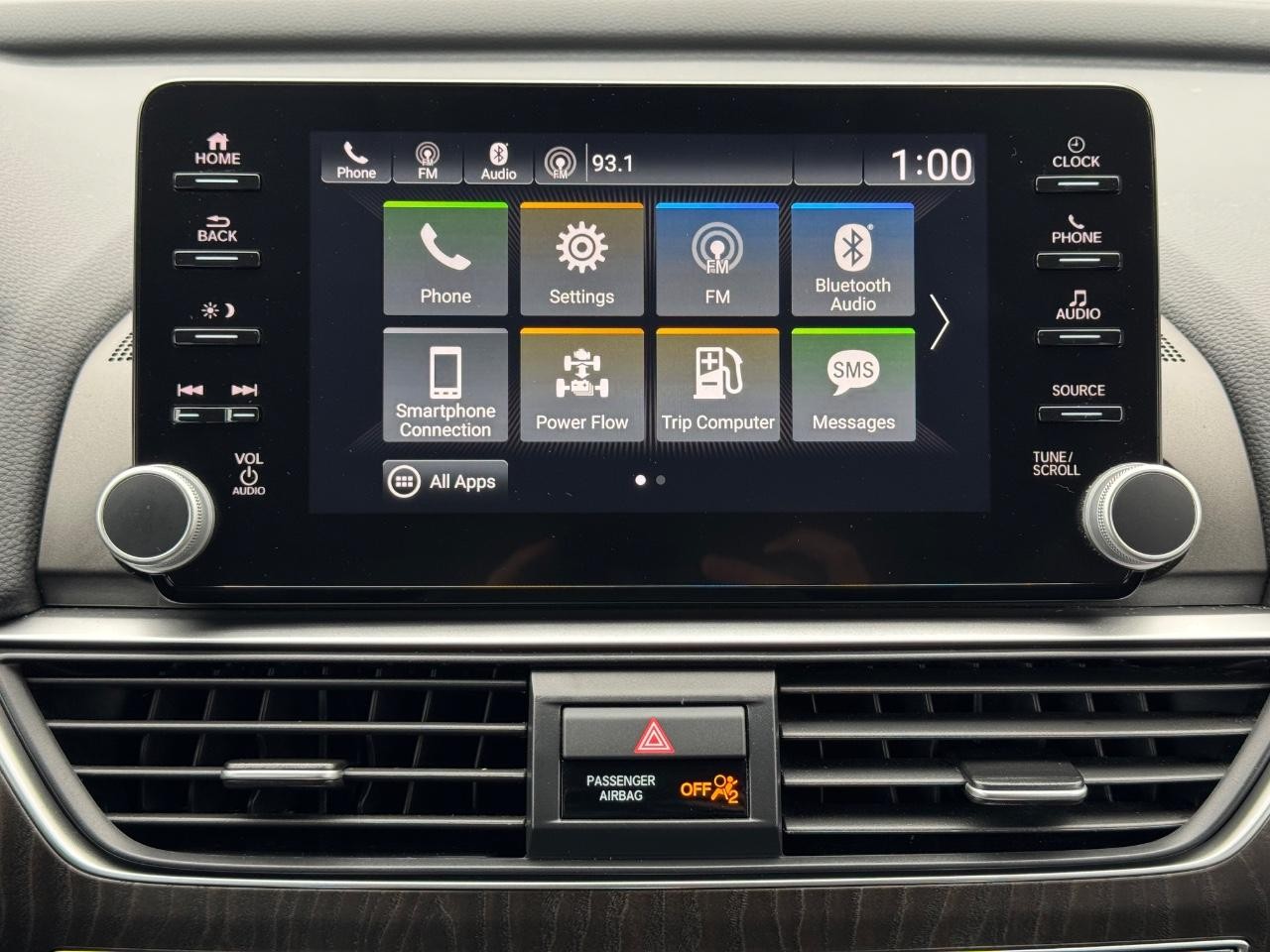 Honda Accord Hybrid Vehicle Full-screen Gallery Image 19