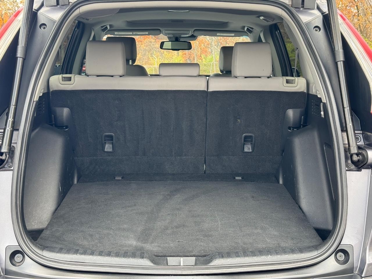 Honda CR-V Vehicle Full-screen Gallery Image 04