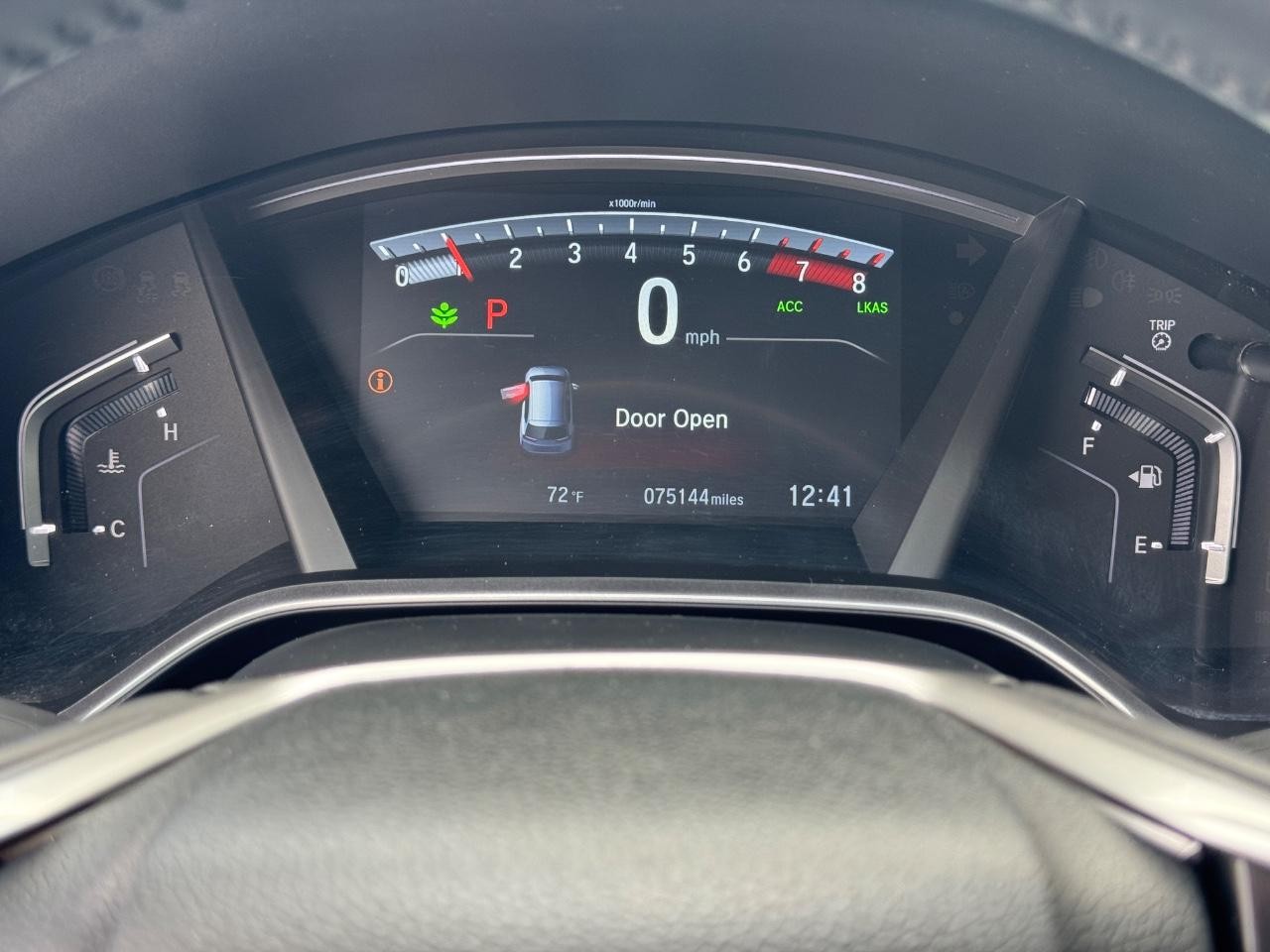 Honda CR-V Vehicle Full-screen Gallery Image 19