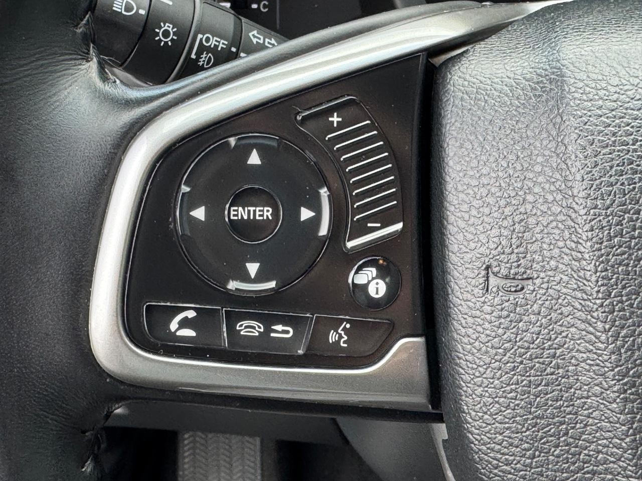 Honda CR-V Vehicle Full-screen Gallery Image 20