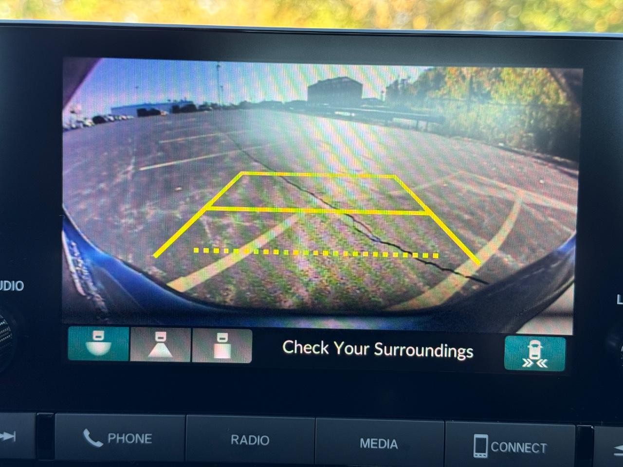 Honda Accord Sedan Vehicle Full-screen Gallery Image 23