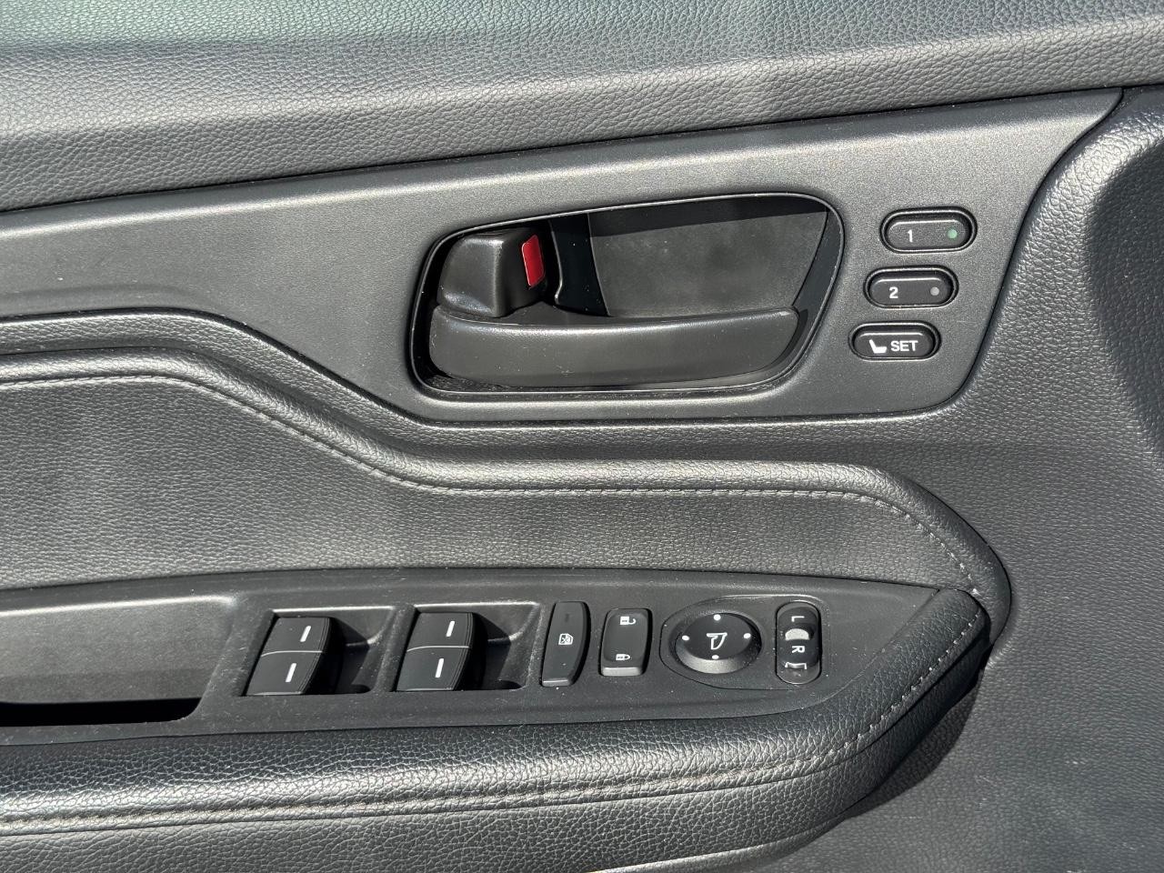 Honda Odyssey Vehicle Full-screen Gallery Image 24