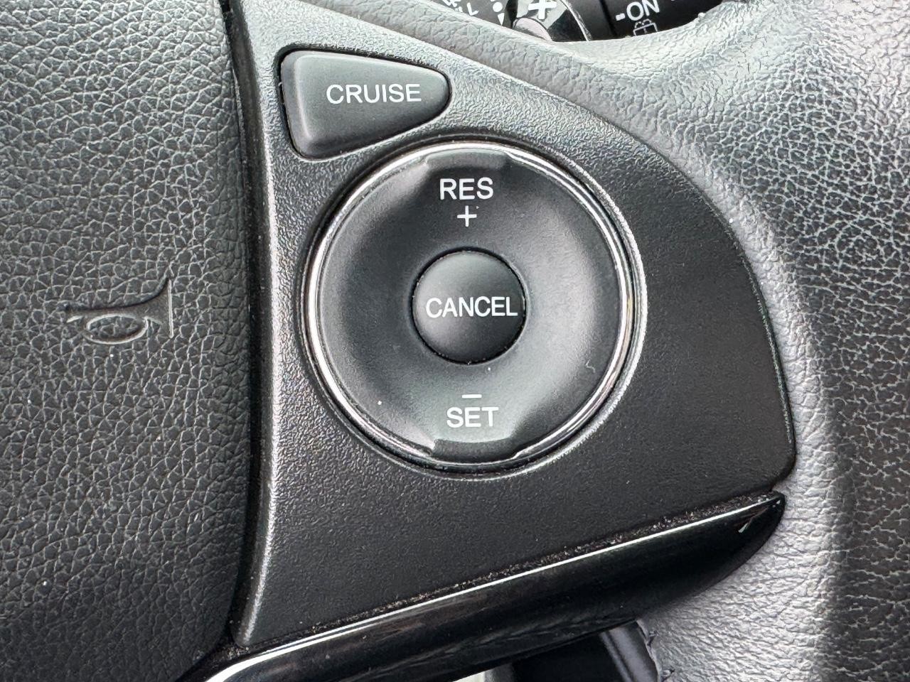 Honda HR-V Vehicle Full-screen Gallery Image 20