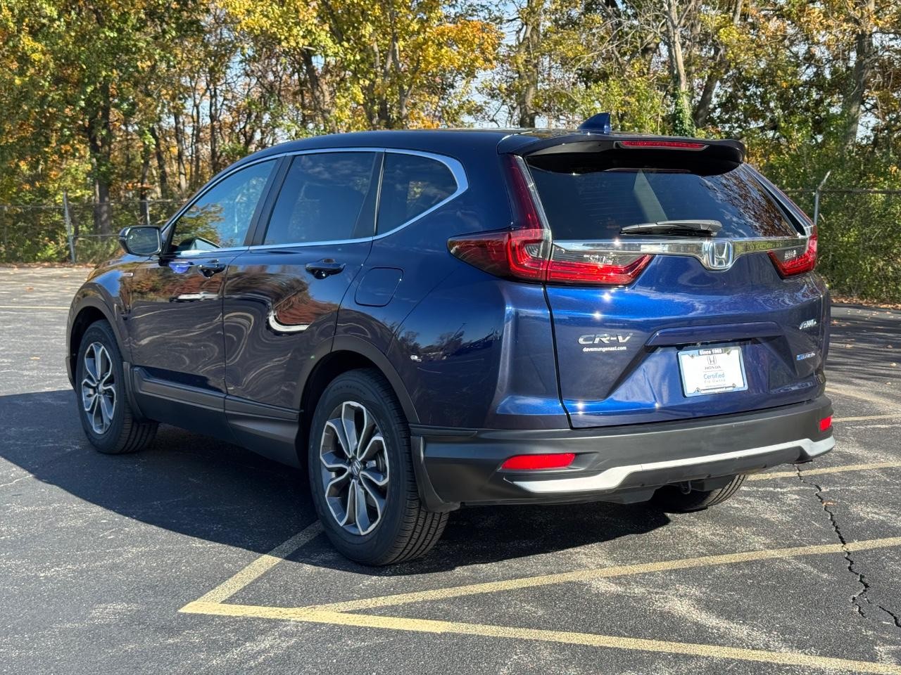 Honda CR-V Hybrid Vehicle Full-screen Gallery Image 06