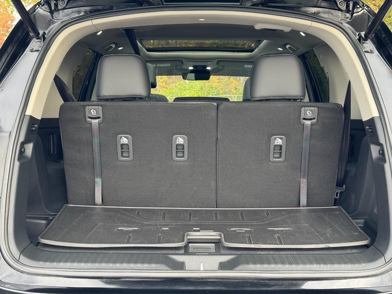 Honda Pilot Vehicle Full-screen Gallery Image 04