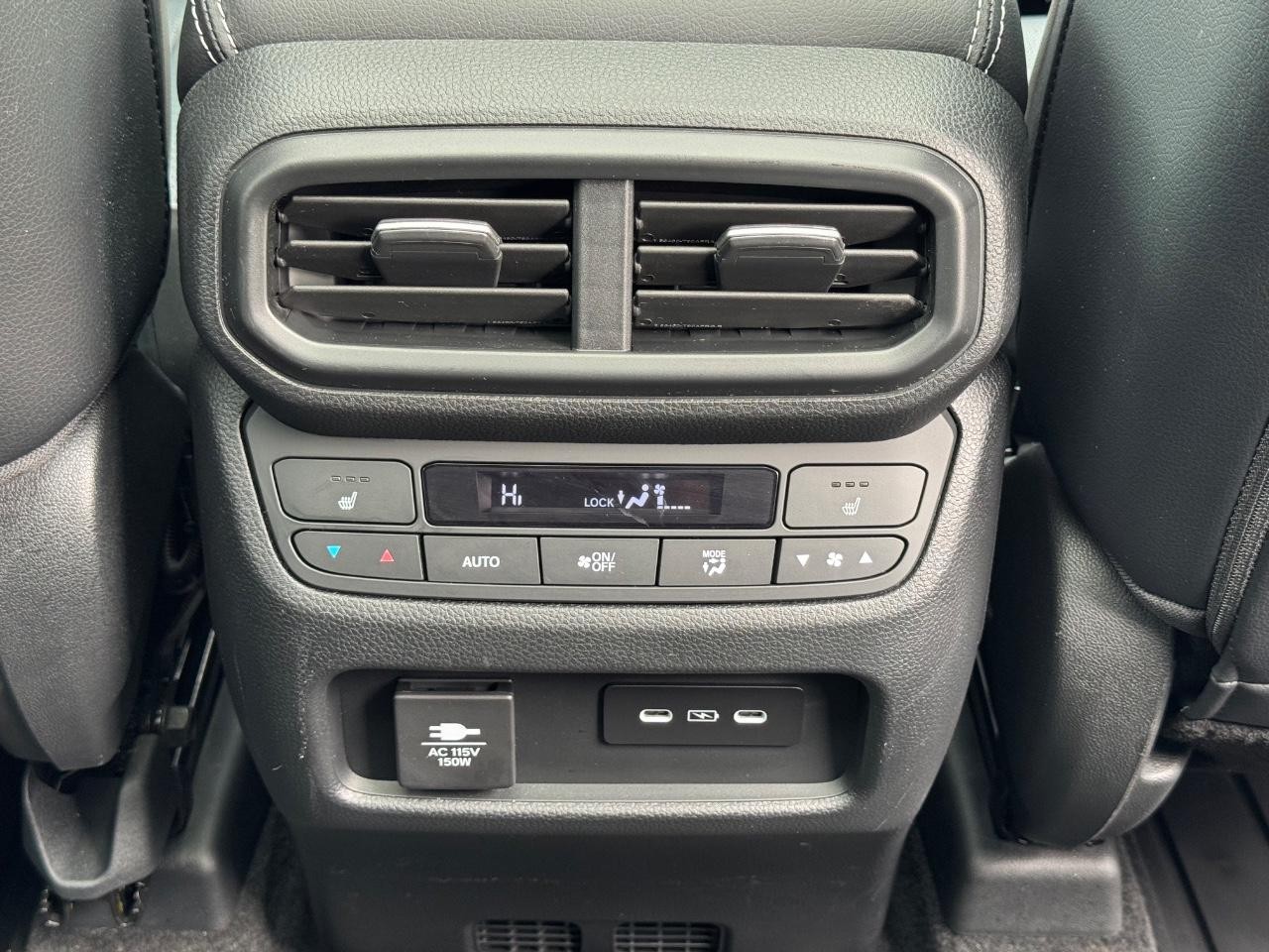 Honda Pilot Vehicle Full-screen Gallery Image 17