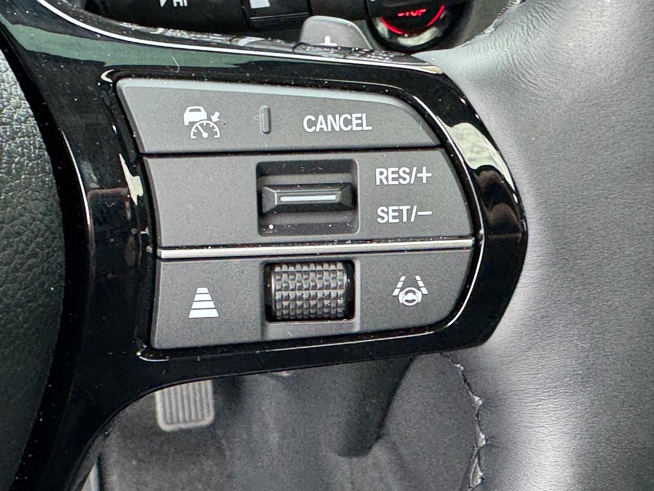 Honda Pilot Vehicle Full-screen Gallery Image 23