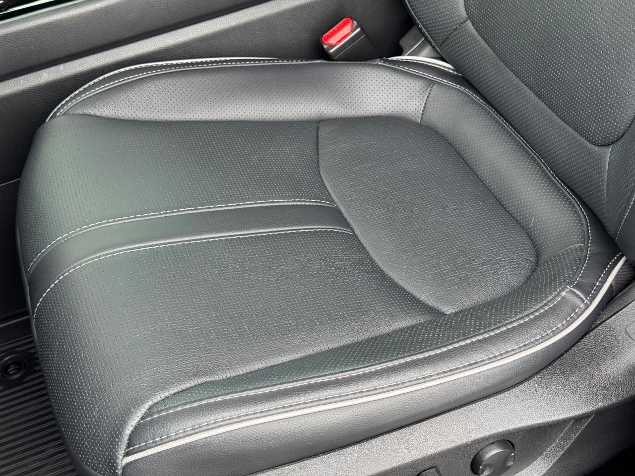 Honda Pilot Vehicle Full-screen Gallery Image 28