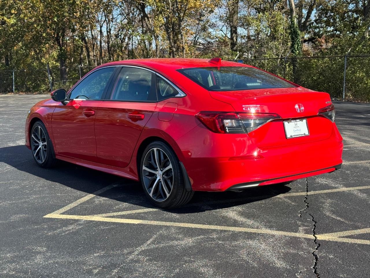 Honda Civic Sedan Vehicle Full-screen Gallery Image 06