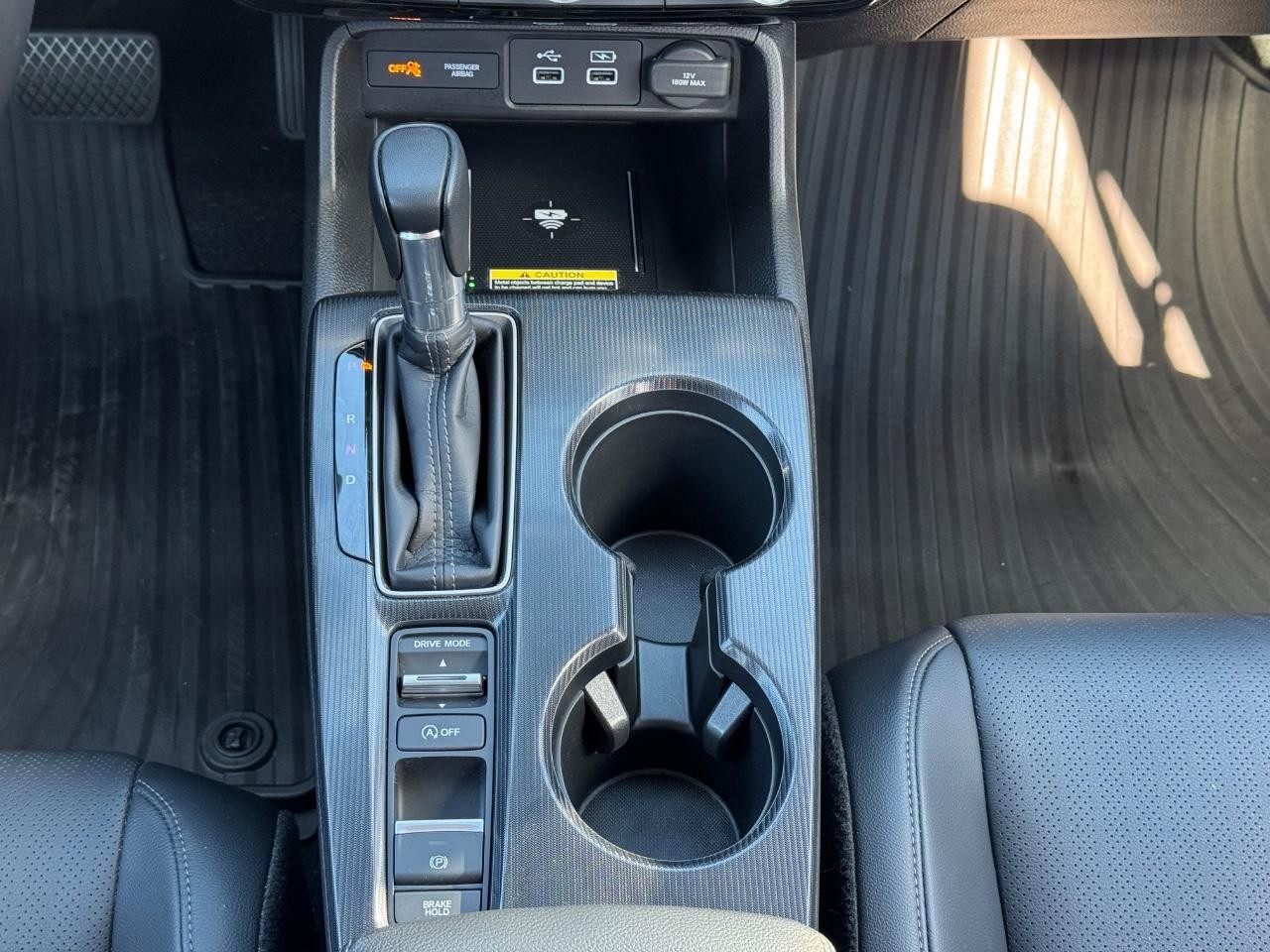 Honda Civic Sedan Vehicle Full-screen Gallery Image 15