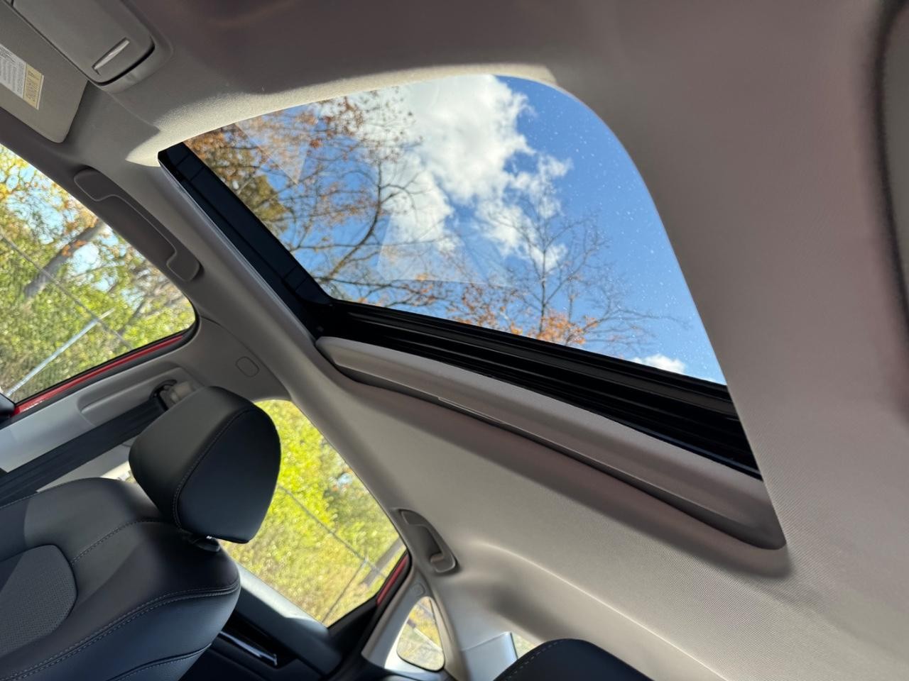 Honda Civic Sedan Vehicle Full-screen Gallery Image 19