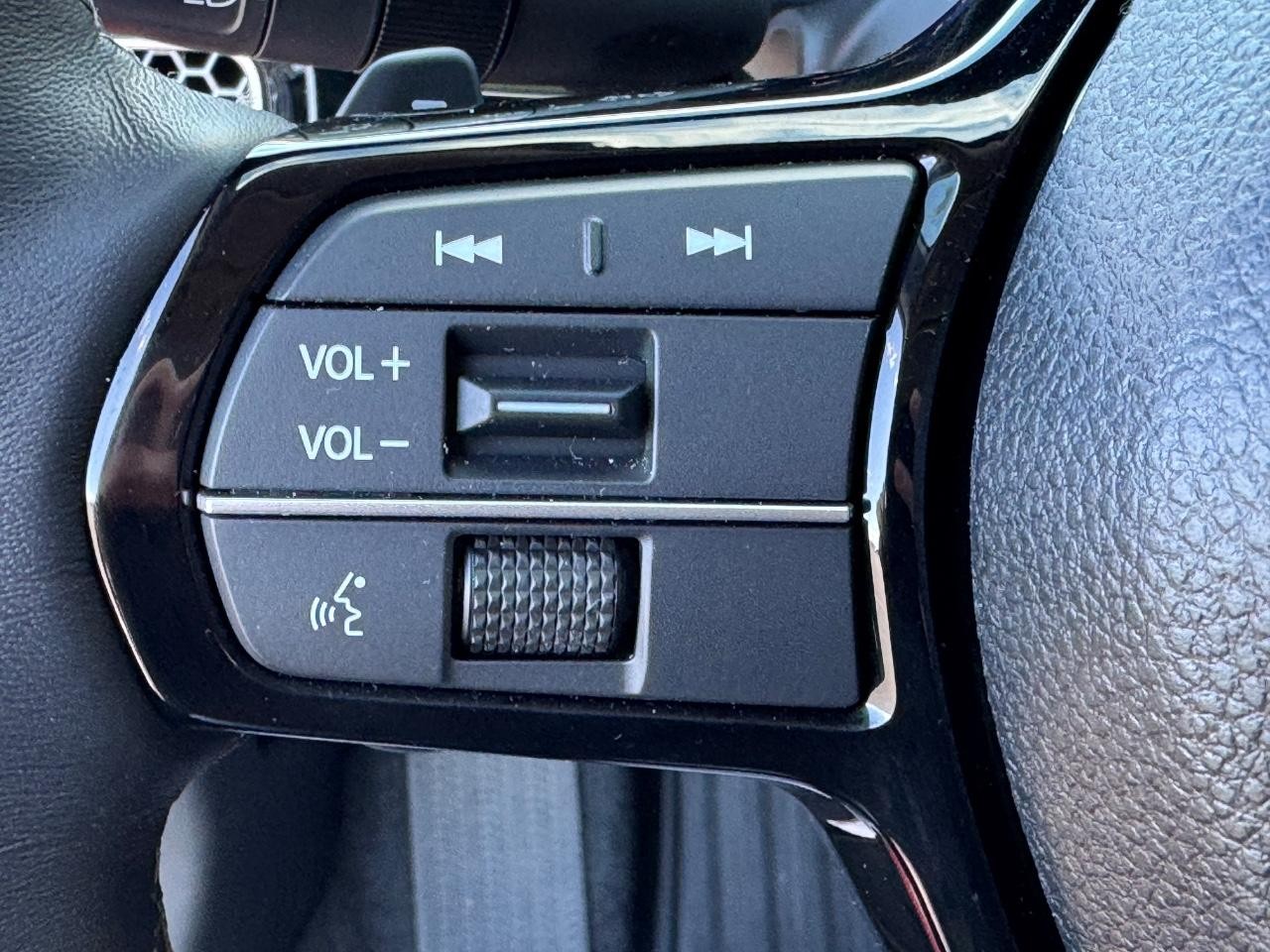 Honda Civic Sedan Vehicle Full-screen Gallery Image 21