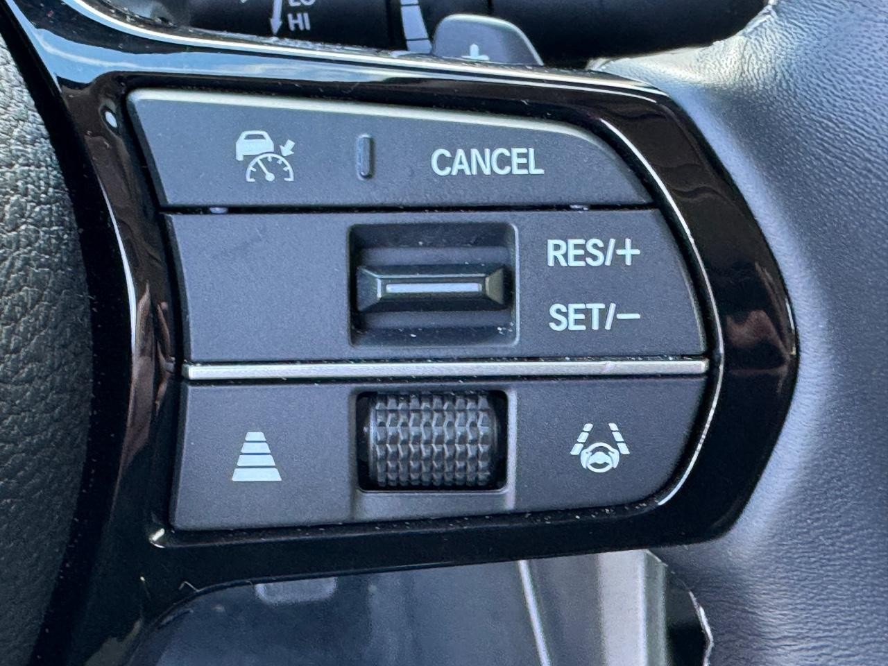 Honda Civic Sedan Vehicle Full-screen Gallery Image 22