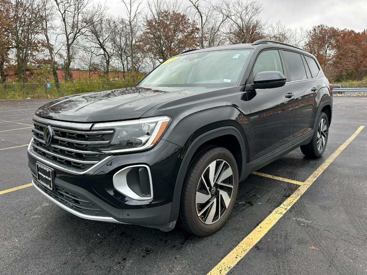Volkswagen Atlas Vehicle Full-screen Gallery Image 08