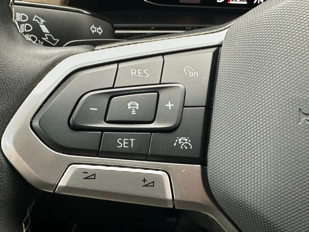 Volkswagen Atlas Vehicle Full-screen Gallery Image 20