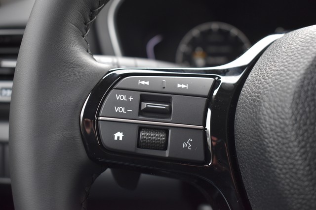 Honda Pilot Vehicle Full-screen Gallery Image 15