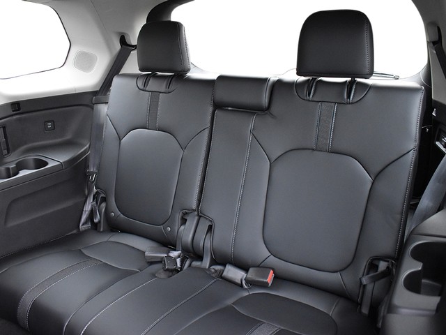 Honda Pilot Vehicle Full-screen Gallery Image 24