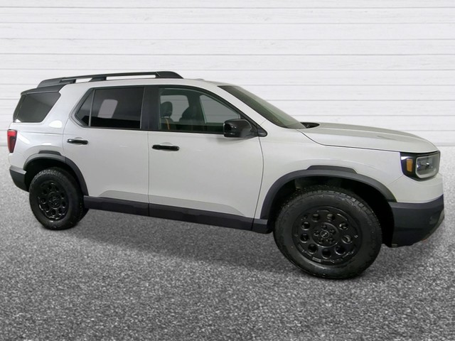 Honda Passport Vehicle Full-screen Gallery Image 06