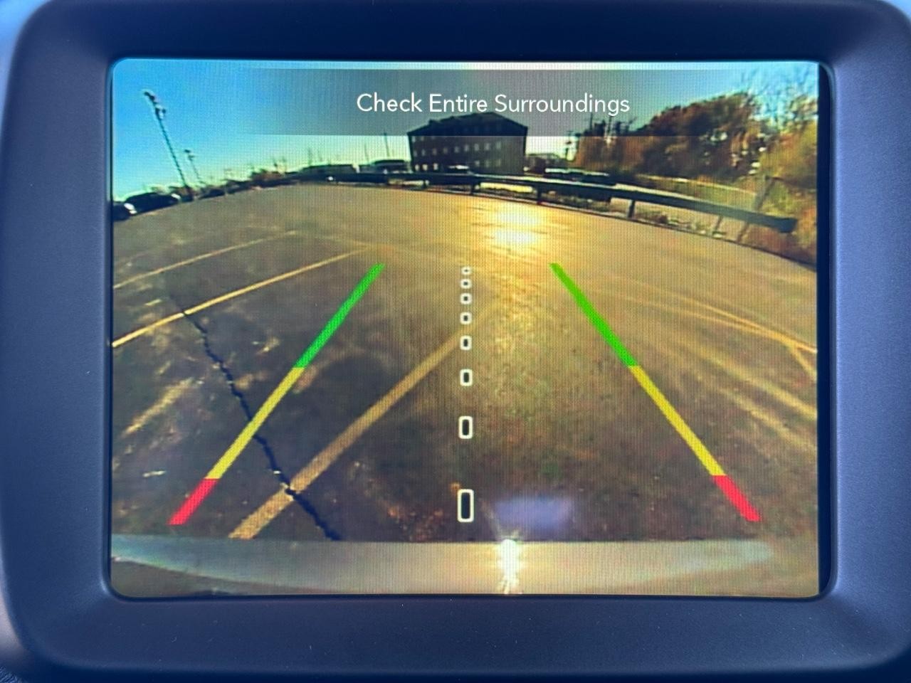 Jeep Renegade Vehicle Full-screen Gallery Image 21