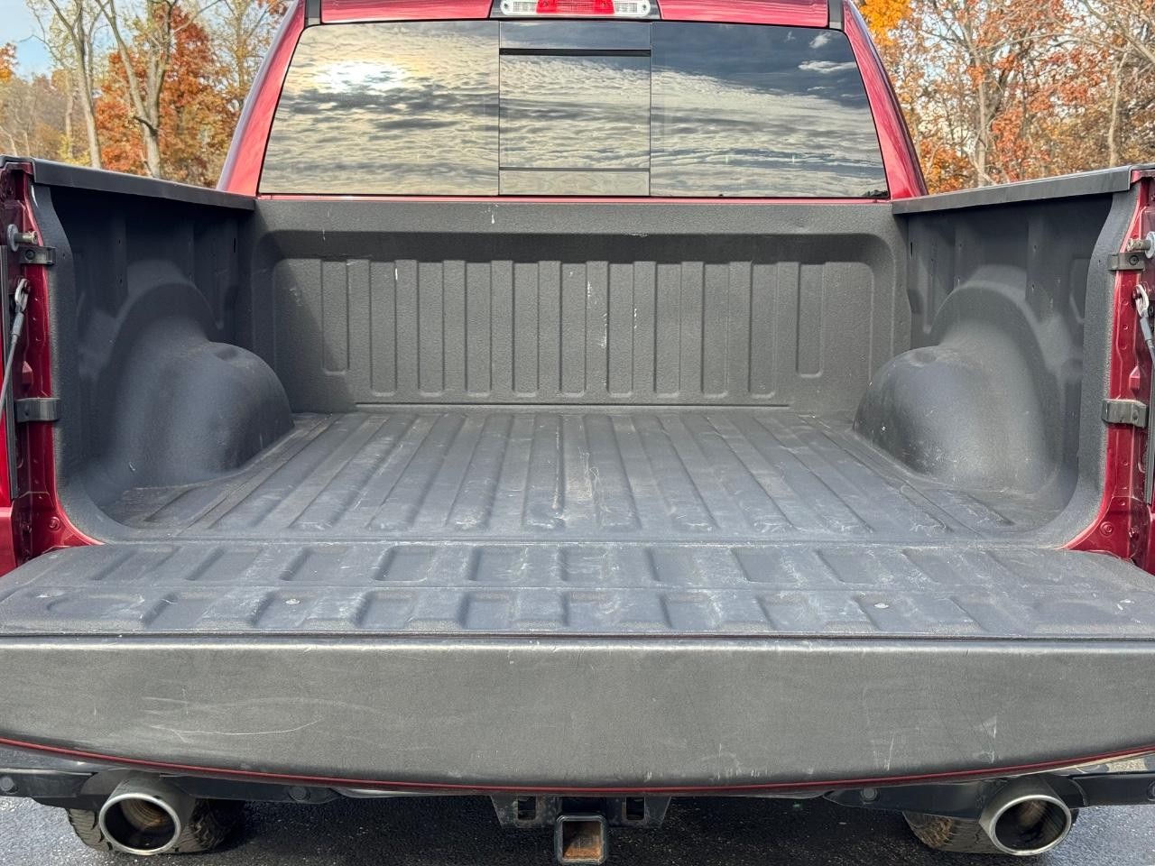 Ram 1500 Vehicle Full-screen Gallery Image 04