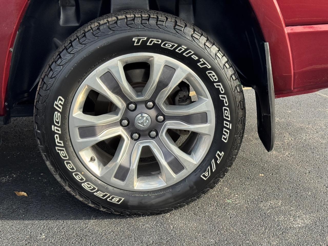 Ram 1500 Vehicle Full-screen Gallery Image 07