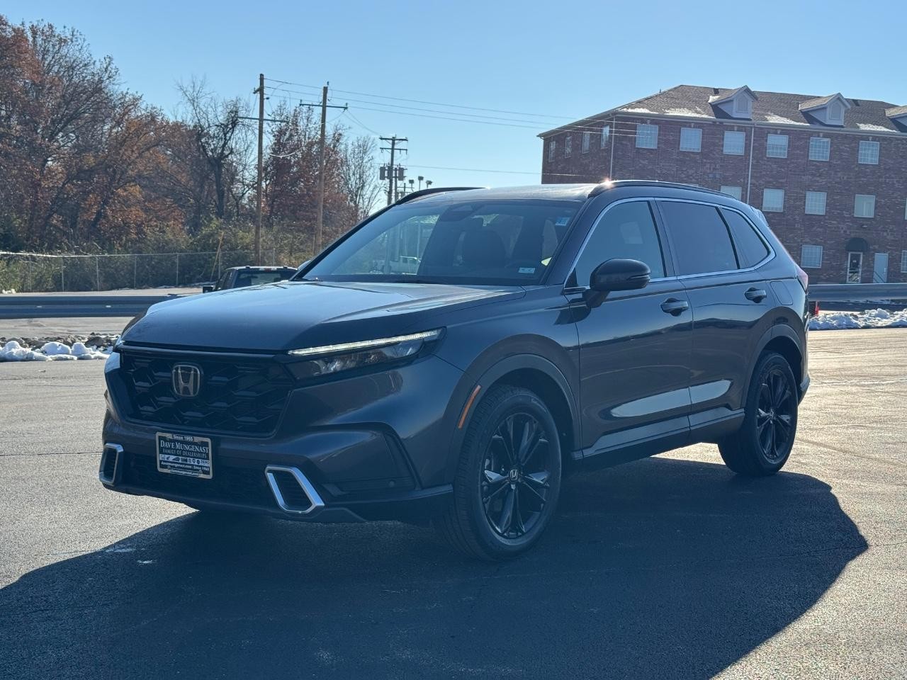 Honda CR-V Hybrid Vehicle Full-screen Gallery Image 08