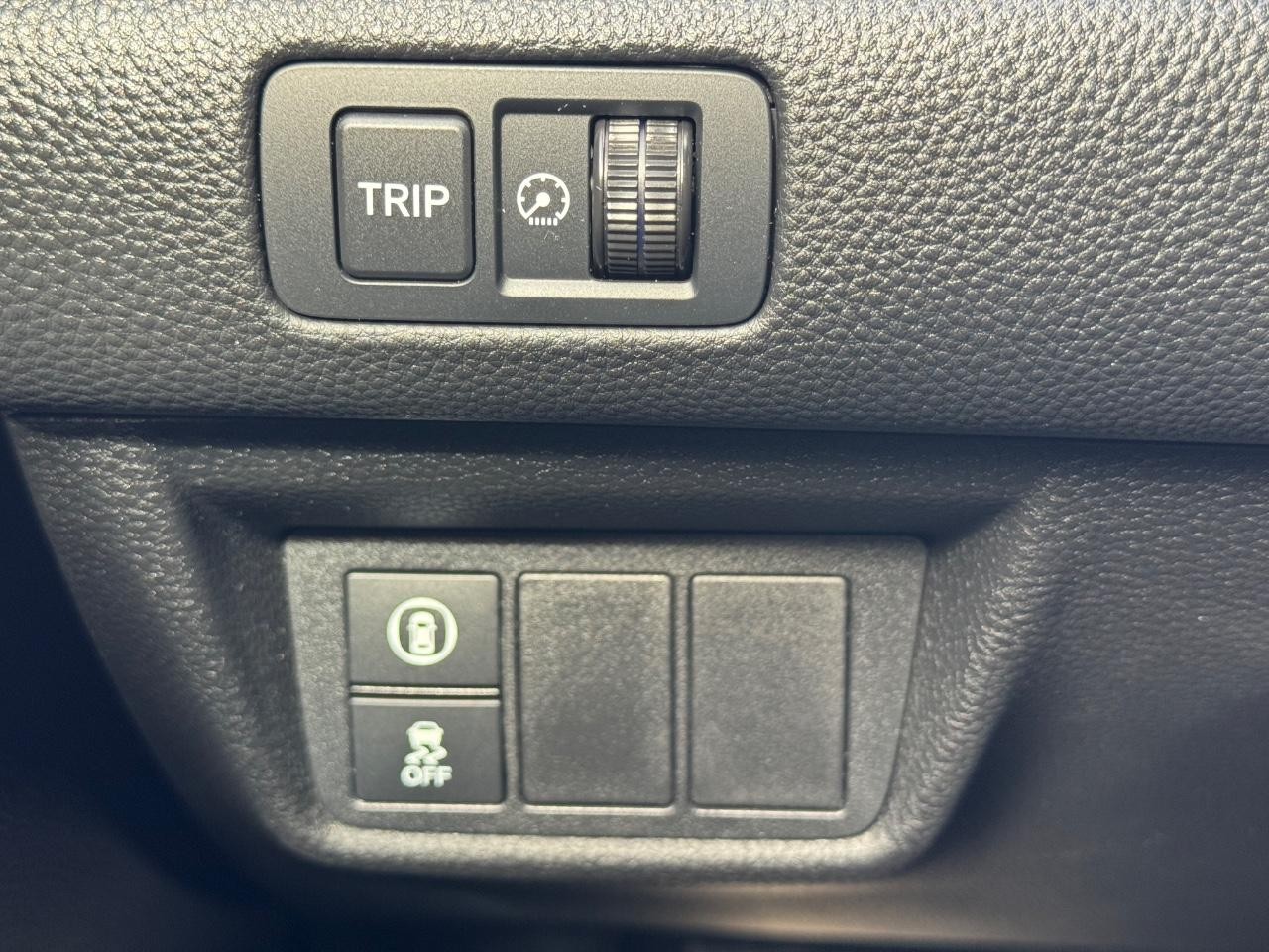 Honda Accord Sedan Vehicle Full-screen Gallery Image 22