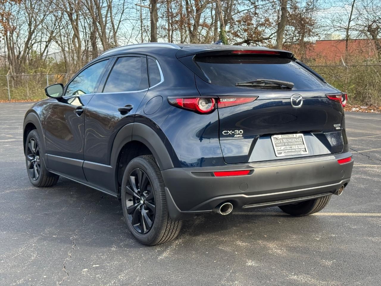 Mazda CX-30 Vehicle Full-screen Gallery Image 07