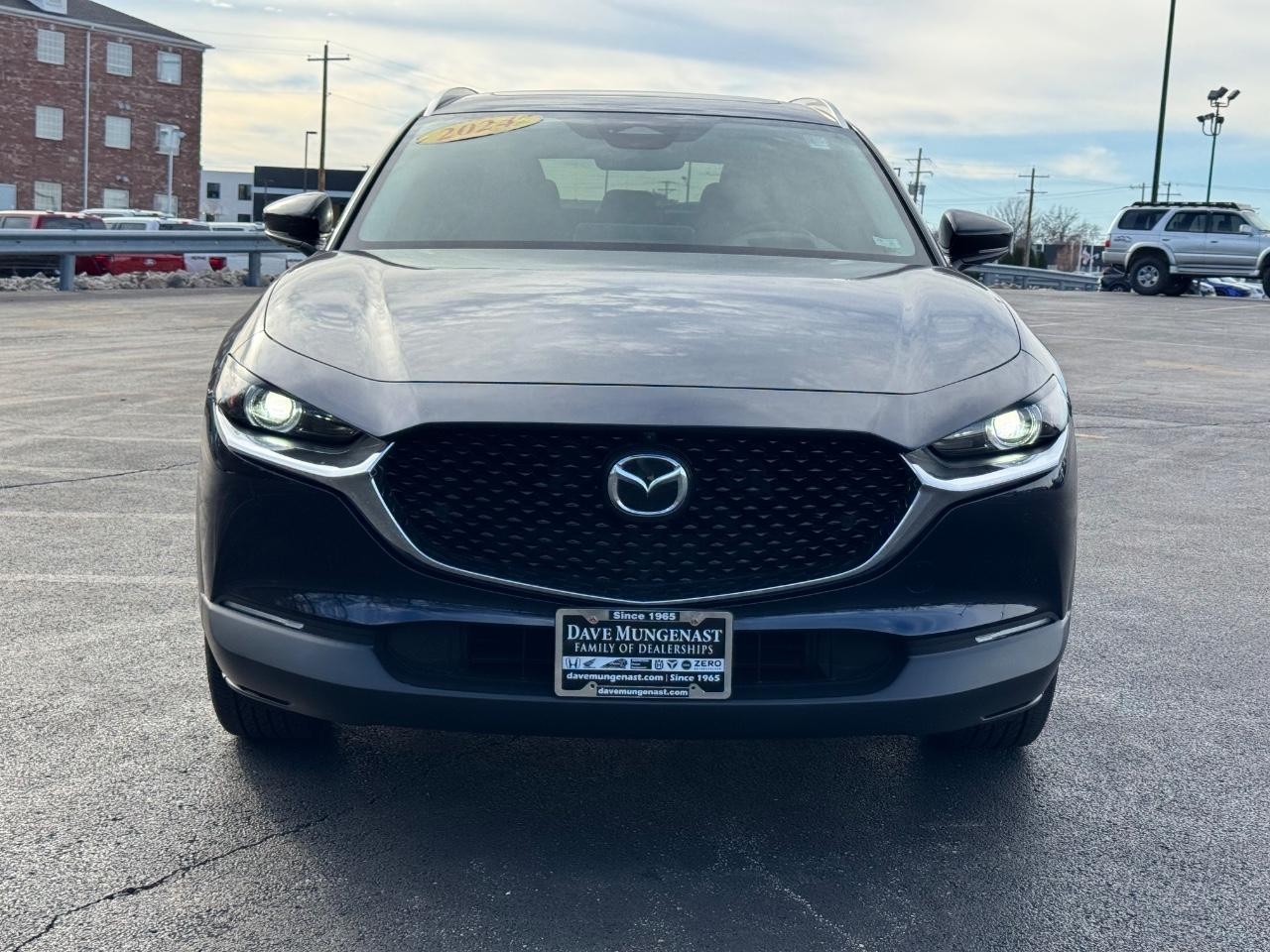 Mazda CX-30 Vehicle Full-screen Gallery Image 10