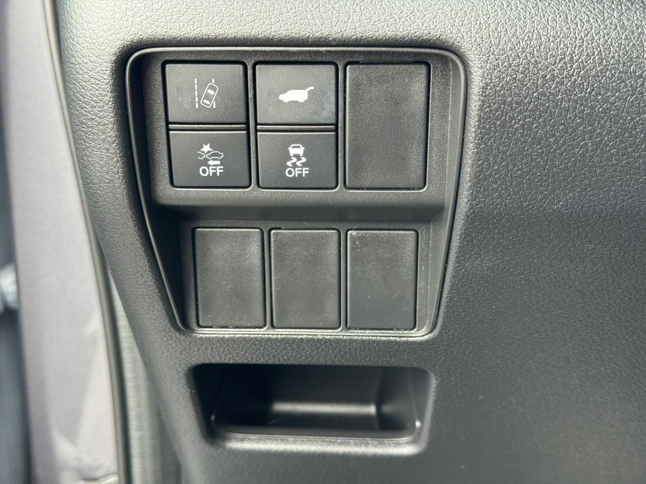 Honda CR-V Vehicle Full-screen Gallery Image 22