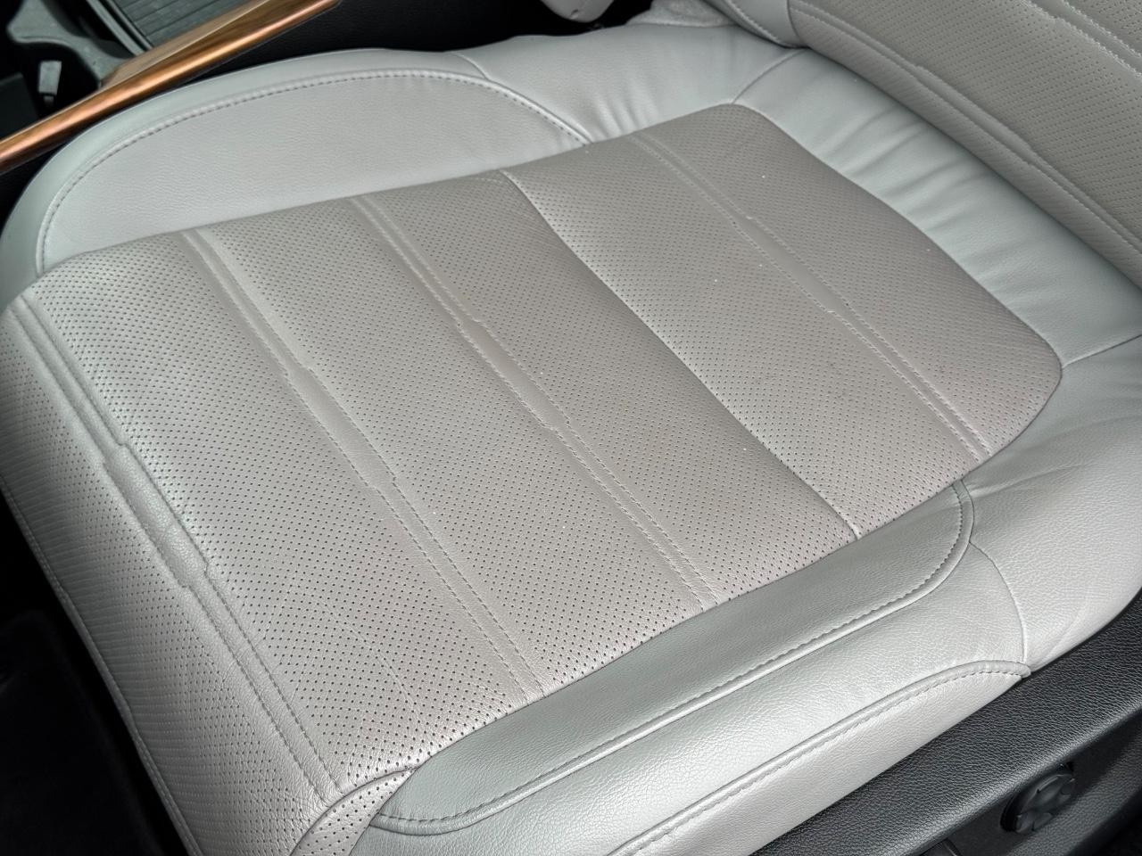 Honda CR-V Vehicle Full-screen Gallery Image 26