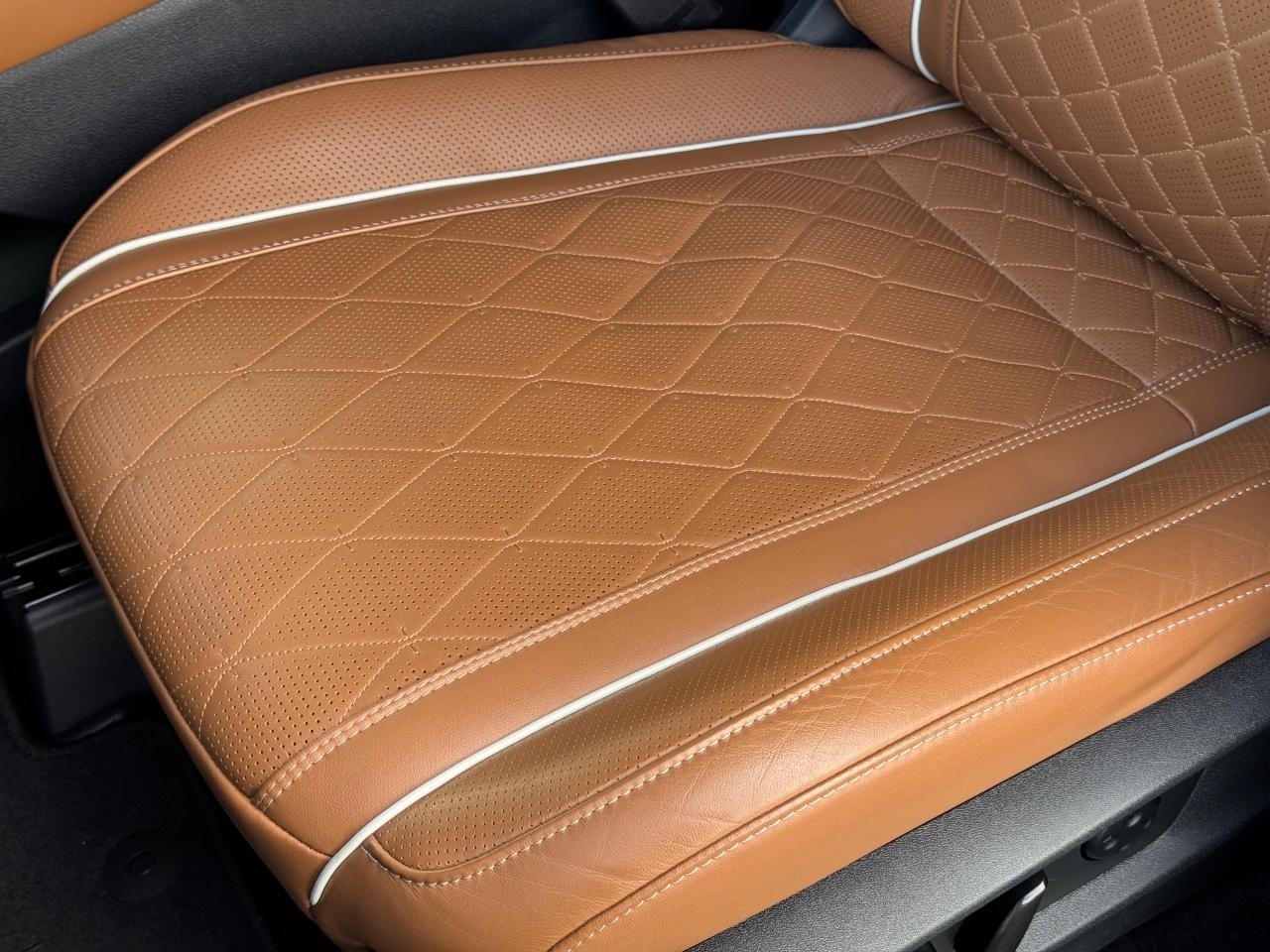 INFINITI QX60 Vehicle Full-screen Gallery Image 28