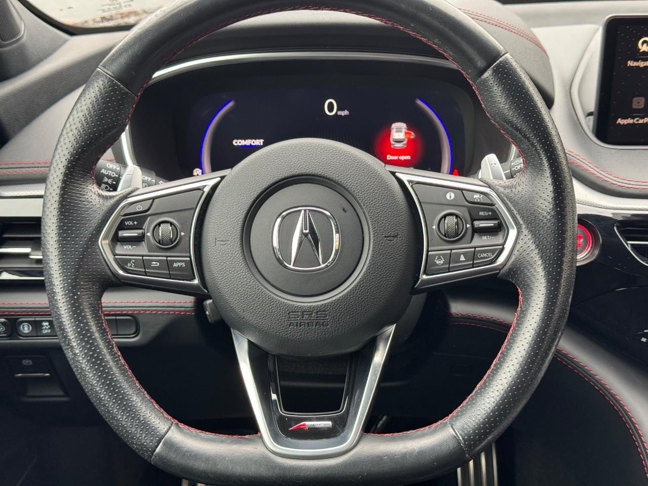Acura MDX Vehicle Full-screen Gallery Image 13