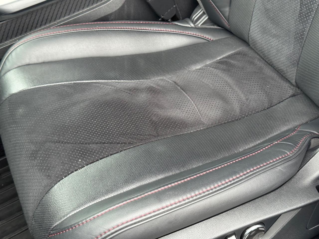 Acura MDX Vehicle Full-screen Gallery Image 28