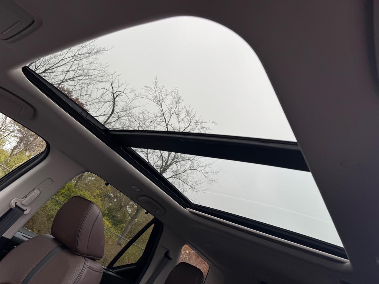 Honda Pilot Vehicle Full-screen Gallery Image 20