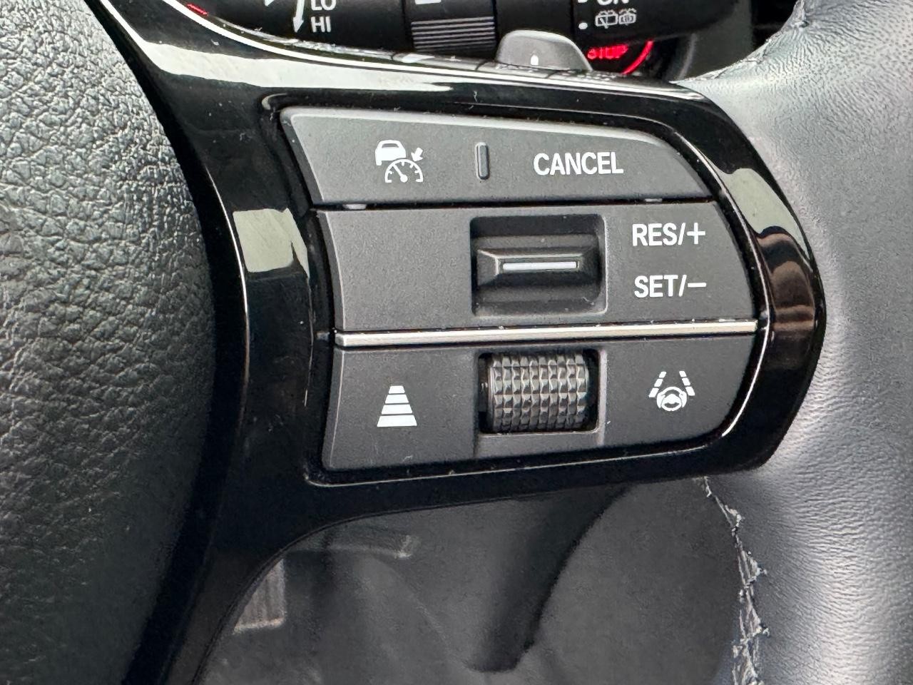 Honda Pilot Vehicle Full-screen Gallery Image 23