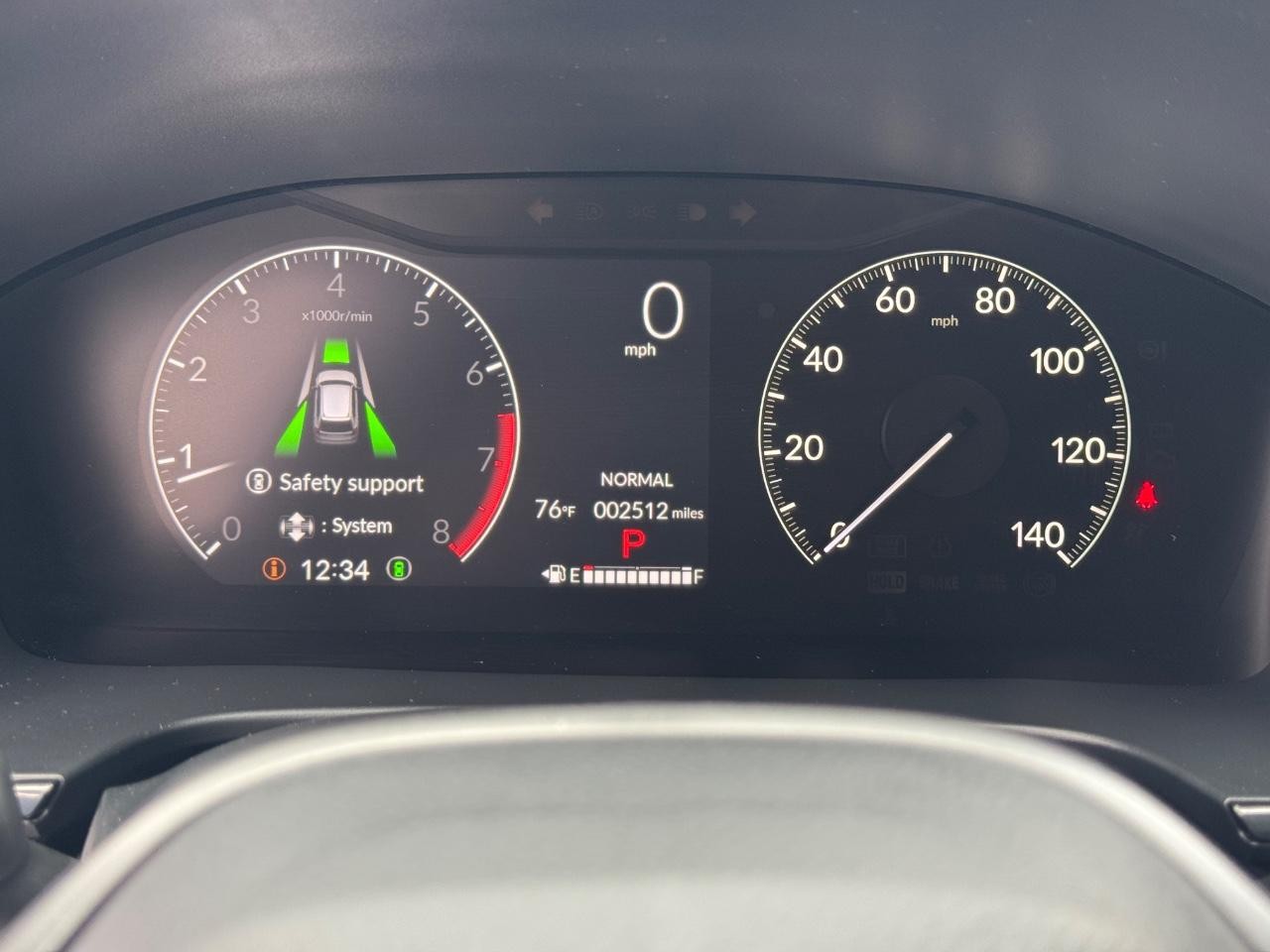 Honda CR-V Vehicle Full-screen Gallery Image 20